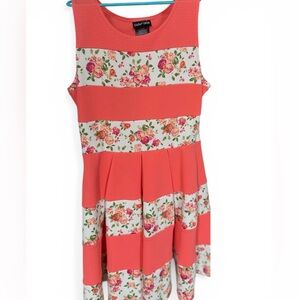 Paper Doll Girls Floral Fit & Flare Dress
Size 14
